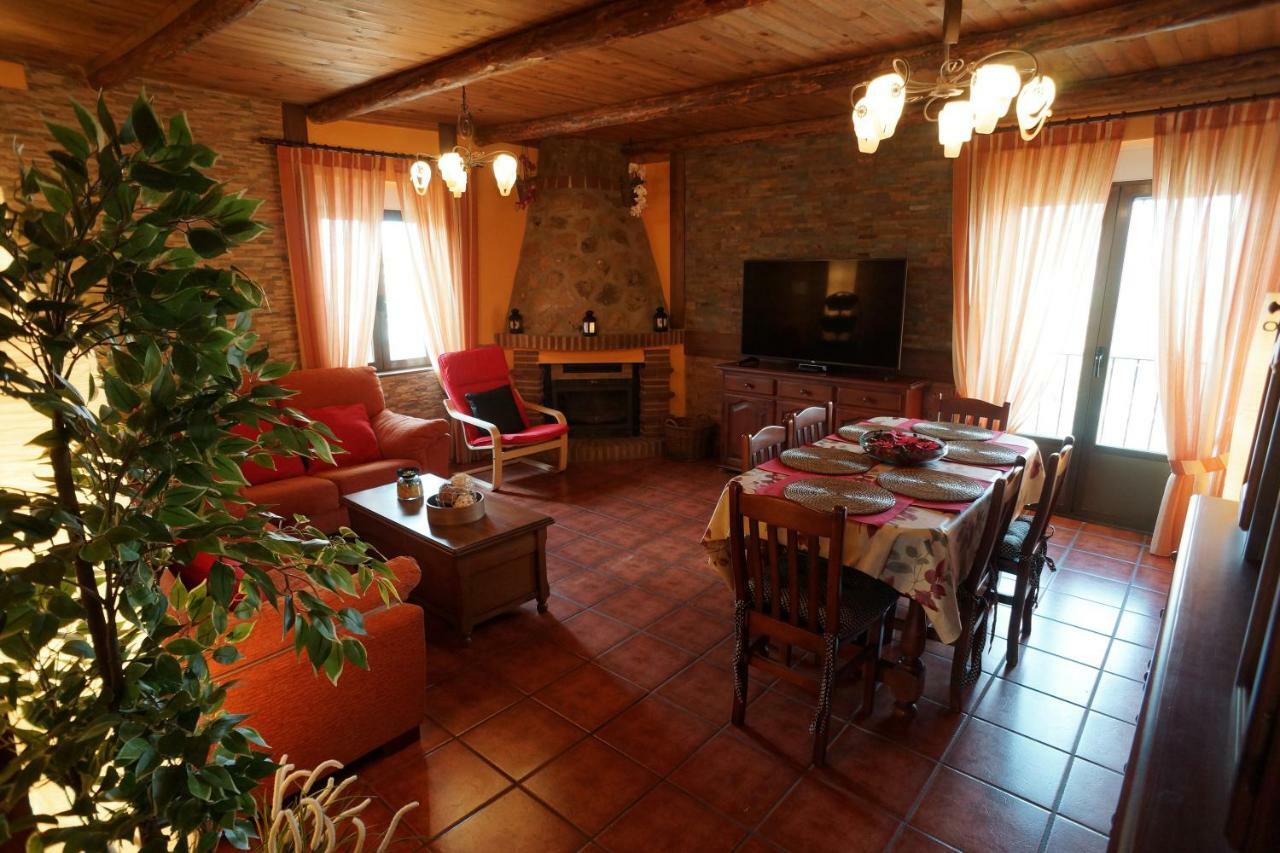 La Casa De La Abuela Mari Villa Trescasas Exterior photo